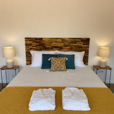 Quinta Do Ribeiro - Refugio Romantico Com Piscina Panoramica Junto Ao Geres