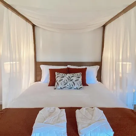 Quinta Do Ribeiro - Refugio Romantico Com Piscina Panoramica Junto Ao Geres Feriehus