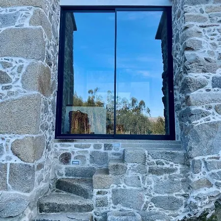 Quinta Do Ribeiro - Refugio Romantico Com Piscina Panoramica Junto Ao Geres