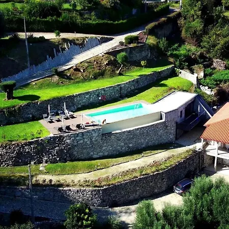 Feriehus Quinta Do Ribeiro - Refugio Romantico Com Piscina Panoramica Junto Ao Geres Arcos de Valdevez